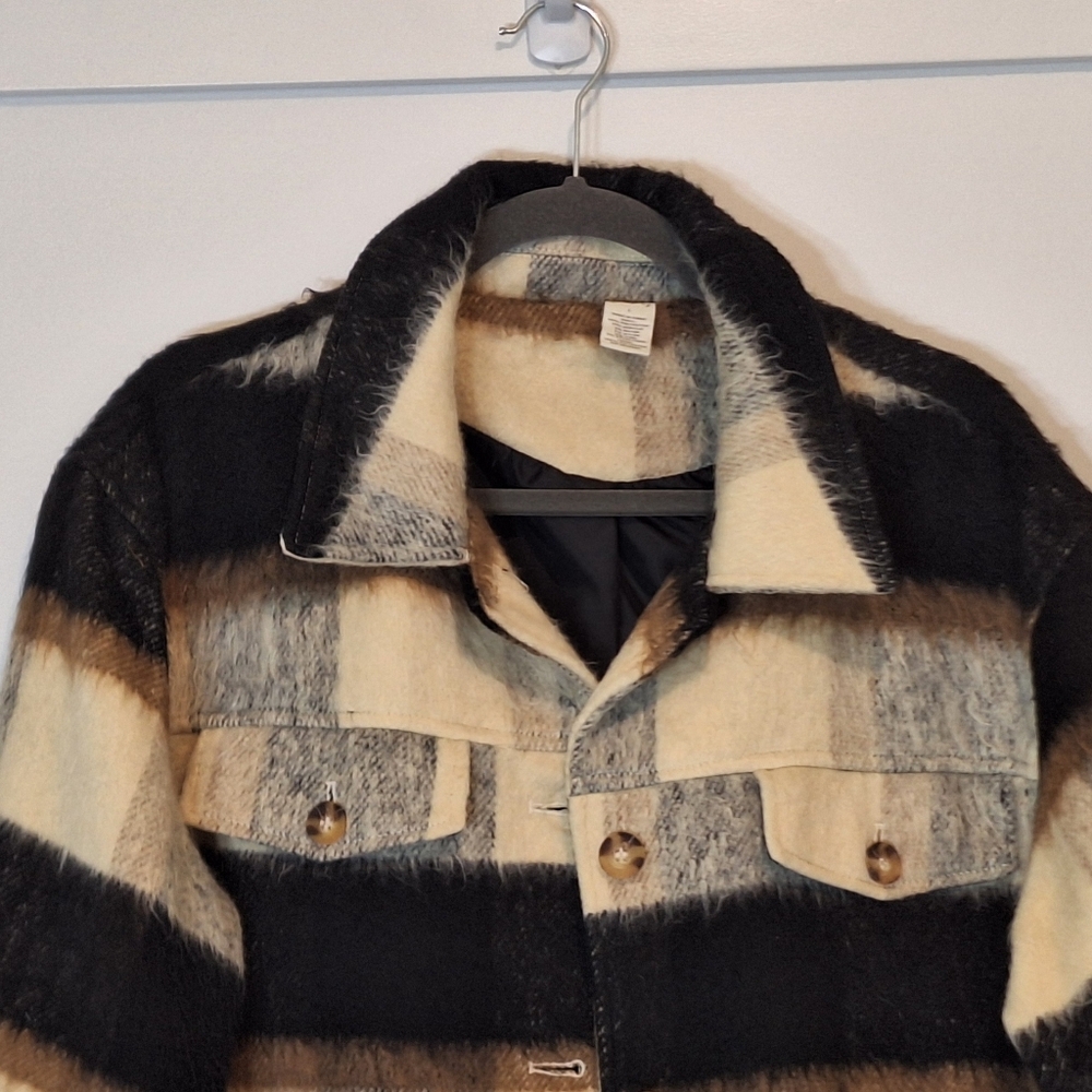 Wonderly Button Up Down Plaid Shacket Coat Pockets Large Black Brown Cream Soft - Picture 3 of 10